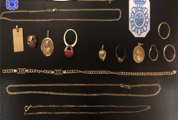 Detenida una mujer rumana por hurtos de joyas en la casa donde trabajaba