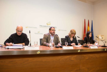 La UPNA presenta el Fondo Documental de la Memoria Histórica en Navarra