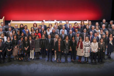La Universidad de Navarra entrega la Medalla de Plata a 78 profesionales