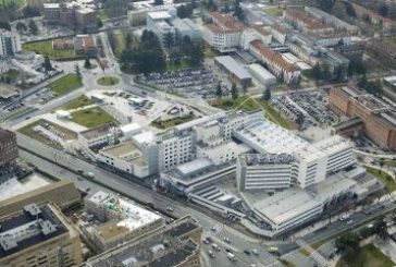 Ayuntamiento y Gobierno de Navarra plantean medidas para reducir el tránsito de vehículos en el entorno del CHN