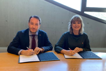 El Gobierno de Navarra y la UPNA renuevan el convenio sobre memoria histórica en 2020