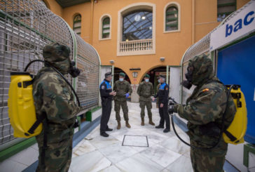 El Regimiento América 66 trabaja en la desinfección de los mercados de Pamplona por coronavirus