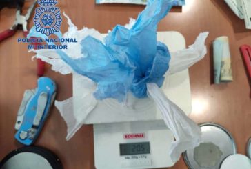 Detenida una mujer en Pamplona por tráfico de drogas en un paquete de patatas fritas