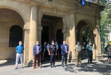 La Delegación del Gobierno en Navarra se suma al minuto de silencio por las víctimas del coronavirus