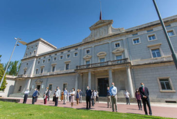 La Universidad de Navarra se une al minuto de silencio en memoria de los fallecidos por el coronavirus