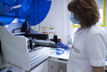 Salud inicia la detección de anticuerpos a más de 17.000 profesionales sanitarios y sociosanitarios