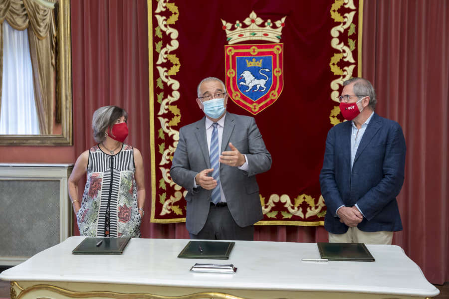 La colección Pi Fernandino dona 156 obras al Ayuntamiento de Pamplona