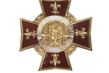 El Gobierno de Navarra concede la Cruz de Carlos III a 7 personas