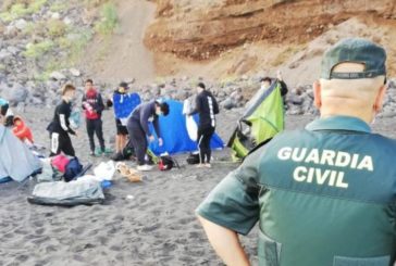 Desalojan una playa de Tenerife tras interceptar una quedada para difundir el coronavirus