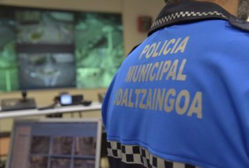 Incautadas 3 armas blancas y droga a dos grupos de jóvenes en Pamplona
