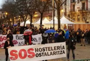 La plataforma SOS hostelería piden en Navarra un 
