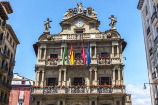 Pamplona destinará 1,35 millones de euros en dos años para promover la participación ciudadana y el voluntariado
