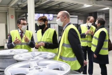 Chivite destaca el papel de la industria navarra en la recuperación económica