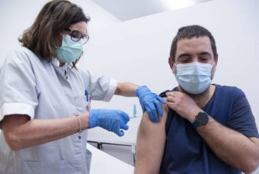 Salud prevé haber vacunado a 11.300 sanitarios navarros con primera dosis esta semana