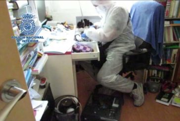 Detenido un profesor por acosar a sus alumnas en redes sociales