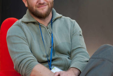 La Universidad de Navarra concede el Premio Luka Brajnovic al periodista David Beriáin