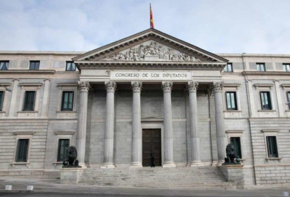 El adelanto electoral acelera las licitaciones antes del 29-N y amenaza con retrasar los grandes contratos