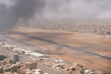 Calles desiertas, negocios cerrados, sonido de bombas en Sudán (África)