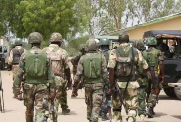 Nigeria cuestiona el papel de los militares tras la masacre de 17 soldados en un pueblo del Delta