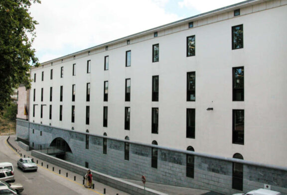 Consternación en la educación navarra tras el grave episodio de violencia vivido hoy en un centro educativo de Pamplona