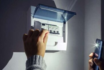 Irache denuncia cortes de luz y gas a clientes sin dar los dos meses de plazo necesarios