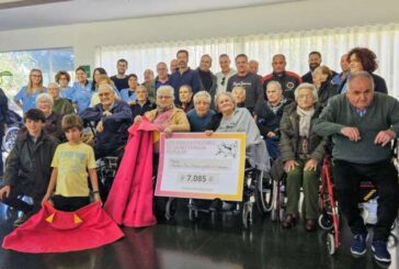 La Escuela Taurina de Cintruénigo dona a la residencia la recaudación de su becerrada