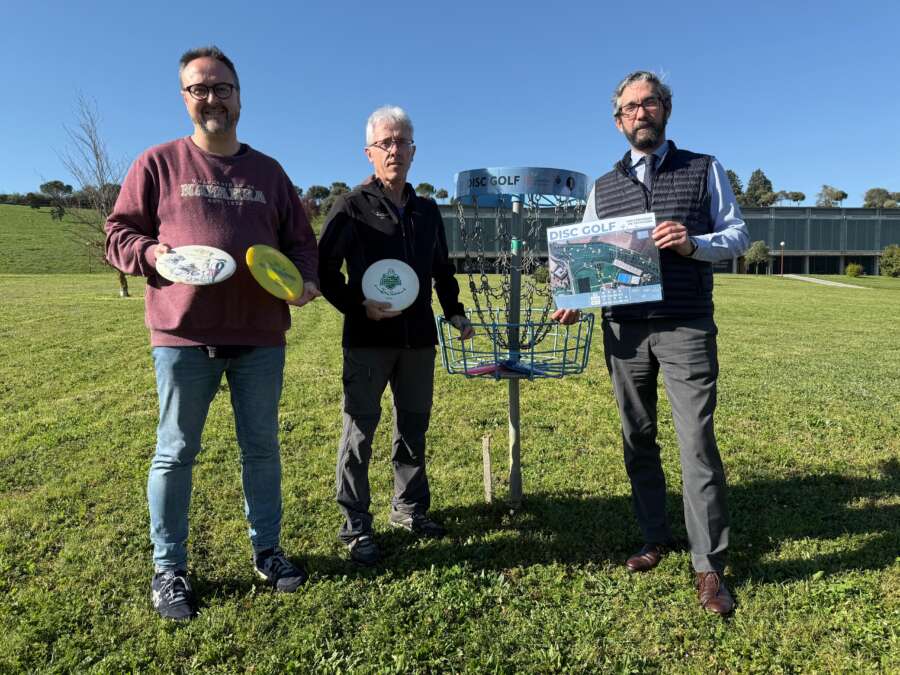La Universidad de Navarra estrena campo de Disc Golf