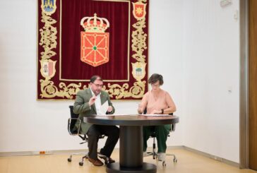 Parlamento de Navarra y UNED Pamplona renuevan el Convenio de Colaboración