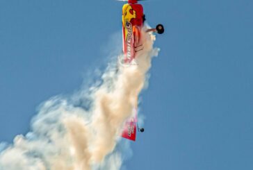El navarro Cástor Fantoba busca revalidar su título en el Campeonato de España de Vuelo Acrobático