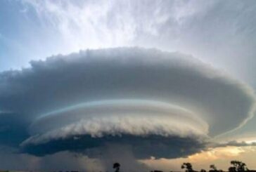 Brasil: Un tornado devasta el estado de Paraná, arrancando techos y reduciendo viviendas a escombros