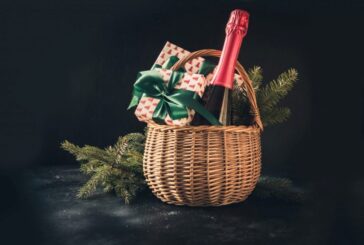 Cesta de Navidad: ¿es obligatoria, tributa y puede retirarse de un año para otro?