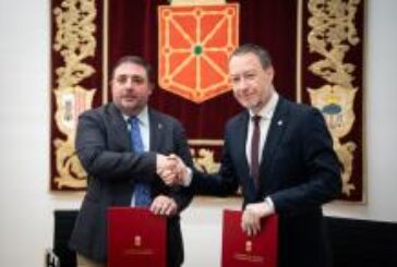 El Parlamento renueva su Convenio de Colaboración con la UPNA para el año 2026