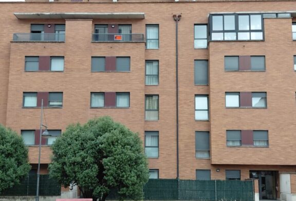 La compraventa de viviendas registra una caída interanual del 6,1%