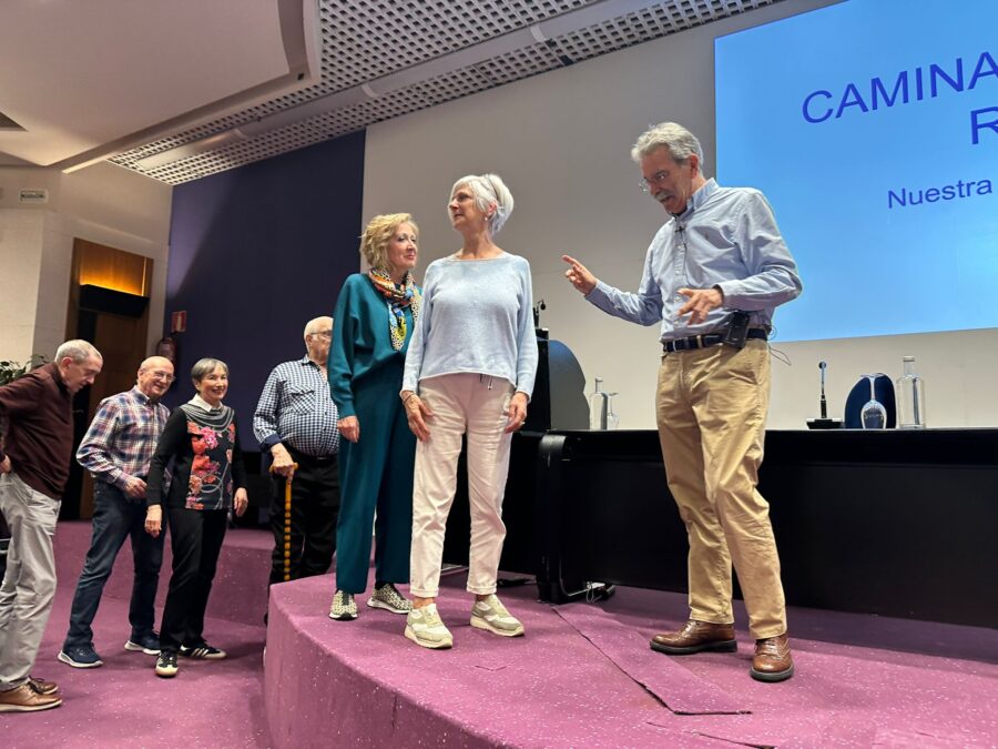 El ciclo “Envejecer con salud” del Colegio de Médicos incluye sesiones prácticas sobre bienestar físico y emocional