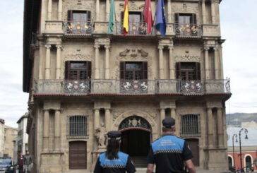 Las patrullas de cercanía de Policía Municipal dedican 118 horas a la atención del vecindario de los distintos barrios de Pamplona