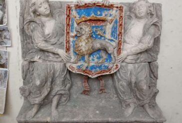 El escudo original de Pamplona regresa a la Casa Consistorial por las celebraciones del 603 aniversario del Privilegio de la Unión