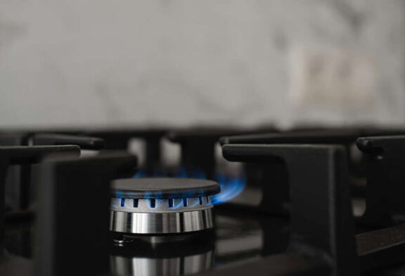 Los hogares con calefacción de gas podrían pagar hasta 73€ más este trimestre y afrontar una nueva subida en enero