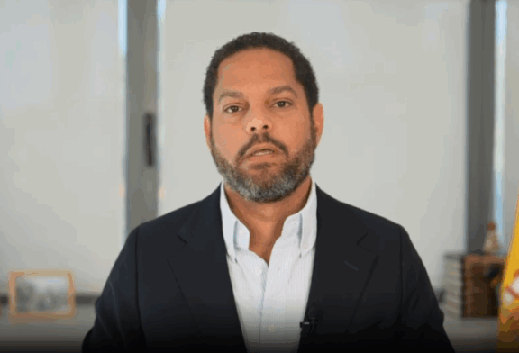 Vox defiende el entendimiento con el PP para evitar el 