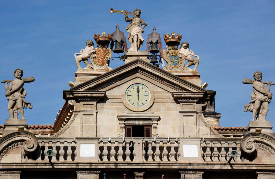 El PSN de Pamplona propone la atención presencial sin cita previa para todos los trámites municipales
