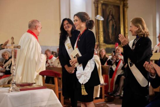 Ayuso, investida Dama de Honor del Capítulo de la Reina Isabel La Católica