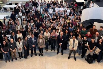 340 estudiantes, en un curso de la UNAV para aprender a usar con criterio la IA